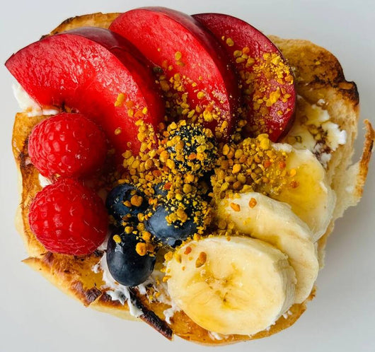breakfast with bee pollen